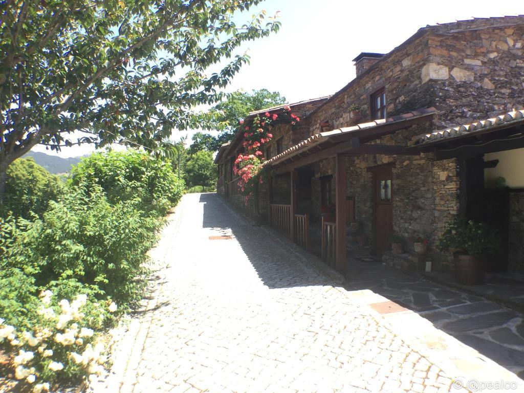 Casa Banda De Alem 호텔 Góis 외부 사진