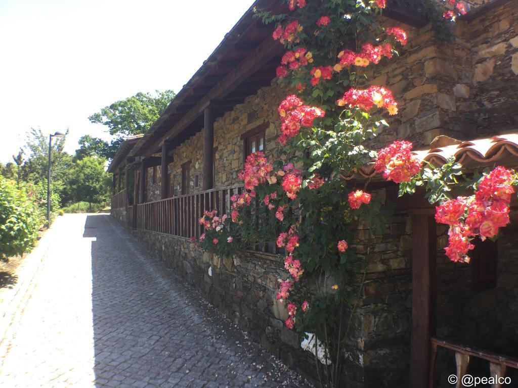 Casa Banda De Alem 호텔 Góis 외부 사진